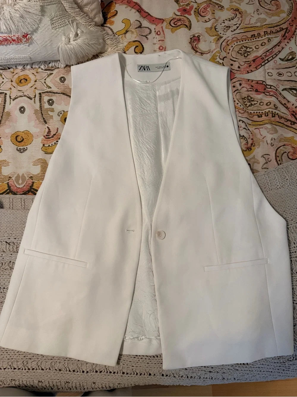 Zara White Sleeveless Blouse Top - Picture 1 of 3